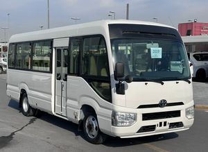 AUTOBUS USATO 2019 TOYOTA COASTER DIESEL 4.2L MOTORE 1HZ 6 CILINDRI 23+ POSTI CAVALCHIETTI NON CONOSCIBILI TRASMISSIONE MANUALE - Product Image 6