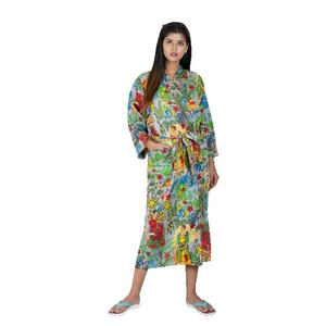 100% algodón hecho a mano de peso ligero personalizado con cuello en V Kimono bata larga con estampado Floral ropa de noche para adultos - Product Image 1