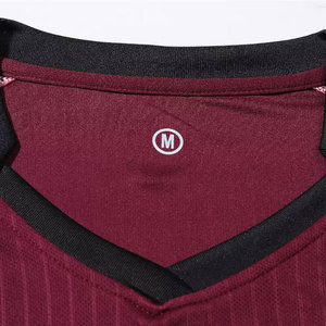 Uniformes de football d'équipe sur mesure professionnels 100% polyester unisexe confortables et à séchage rapide - Product Image 3