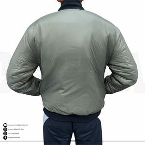 Chaqueta Bomber Impermeable con Parches de Memoria Bordados con Logotipo Personalizado de Alta Calidad al por Mayor para Unisex - Product Image 2