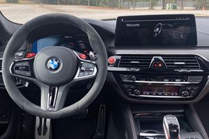 2021 M5 CS 627-hp Turbo V8 AWD con Modo RWD - Product Image 3
