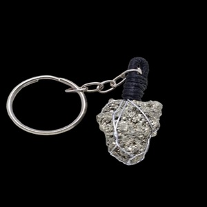 Porte-clés en pierre brute de pyrite, figurine gravée « Love », sculptée, respectueuse de l'environnement, décoration d'intérieur pour mariage, vacances, Gujarat, art - Product Image 2