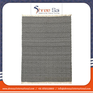 Tapis en laine de coton tissés à la main de qualité supérieure largement vendus tapis de coureur en laine indienne avec des techniques brodées - Product Image 3