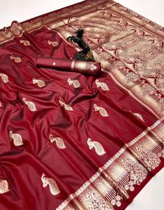 Sari de Seda Banarasi Pura para Mujer con Diseño de Pavo Real en Zari Tejido a Mano, Borde de Zari con Pallu Rico, Hecho en India - Product Image 6