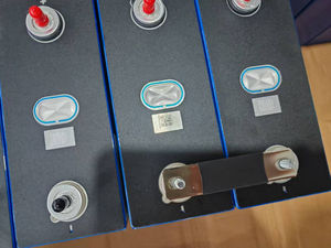 แบตเตอรี่ลิเธียมไอออนฟอสเฟต (LiFePO4) รุ่นปริซึม 314AH 3.2V เกรด A จาก EU สำหรับระบบกักเก็บพลังงานแสงอาทิตย์ จัดส่งฟรี - Product Image 5