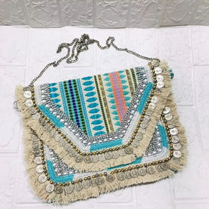 Banjara Boho กระเป๋าใส่เหรียญออกแบบพิเศษกระเป๋าลูกปัดสำหรับผู้หญิงสายเดี่ยวเป็นมิตรกับสิ่งแวดล้อมทำมือ - Product Image 1
