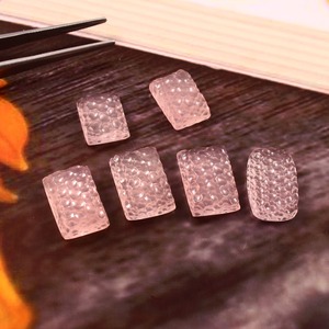 Labrado a mano 18x10 MM Natural Clear Rose Quartz Honeycomb Efectos especiales ópticos-Cambio de color Par a granel de piedras preciosas sueltas - Product Image 3