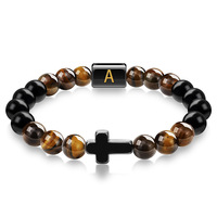 Bracelet tendance pour homme en pierre naturelle Œil de tigre, style vintage, avec breloque religieuse en forme de croix, 26 lettres A-Z, 8 mm, marron