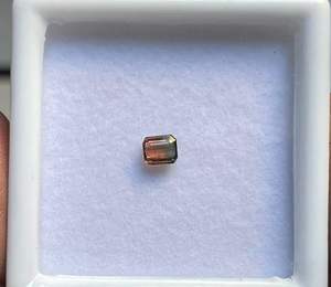 Piedra Preciosa de Turmalina Bio Natural Facetada de la Mejor Calidad con Cristal de Sanación Energética para la Fabricación de Joyas y Uso Espiritual de la India - Product Image 3