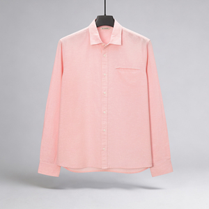 เสื้อเชิ้ตแขนยาวผู้ชายสีชมพูพาสเทลคุณภาพสูง ผ้าฝ้าย ใส่สบายสำหรับฤดูร้อน พร้อมบริการติดป้ายแบรนด์หรือรับผลิตแบบ OEM - Product Image 1