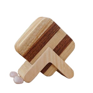 Posavasos de madera a rayas con soporte, posavasos de diseño clásico hecho a mano para decoración del hogar, hecho en la India - Product Image 1
