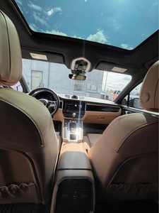 Usado Clean 2021 Porsch-e Macan - Product Image 4