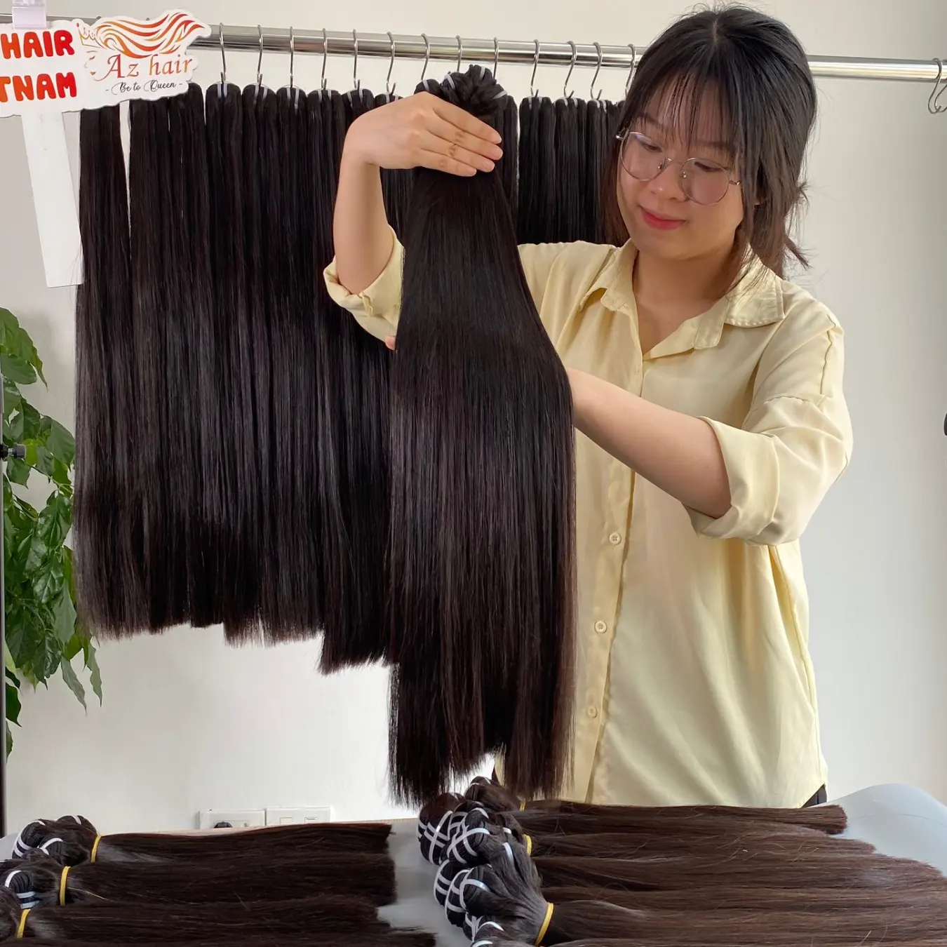 Weft Hair Extensions Wholesale Vendor, 100% Raw Vietnamese Human Hair Without No Synthetic Fibers