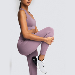 ชุดโยคะไร้รอยต่อแห้งเร็วของผู้หญิงเลกกิ้งสปอร์ตแบบย้อนกลับกางเกงเลกกิ้งระบายอากาศได้ดีเสื้อออกกำลังกายกางเกงพื้นแข็งลาย XS - Product Image 6