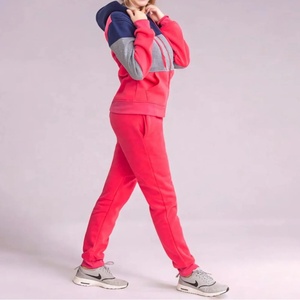 ชุดเซ็ตสองชิ้นสไตล์สตรีทแวร์ลายพิมพ์สำหรับฤดูใบไม้ร่วง ผลิตจากผ้าฝ้ายฟลีซน้ำหนักเบา เป็นมิตรกับสิ่งแวดล้อม เสื้อฮู้ดดี้และกางเกงจ็อกเกอร์หลากสี - Product Image 2