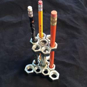 Antique style metal pen holder for vintage inspired study <b>desk</b> and professional <b>office</b> environment decoration - Product Image 3