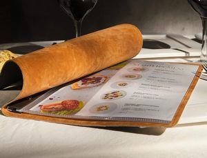 ที่หุ้มเมนูหนัง PU นิ่มแบบพรีเมียมสำหรับโรงแรมและร้านอาหาร - Product Image 3
