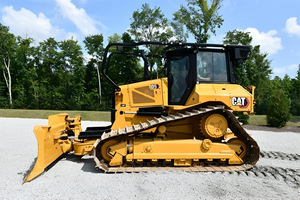 2021รถตักดิน LGP D5ตีนตะขาบรถปราบดินเครื่องจักรสำหรับงานหนักพร้อมส่งสภาพการใช้งานพร้อมส่วนประกอบเครื่องยนต์หลัก - Product Image 2