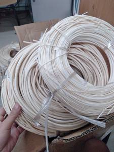 Noyau rond en rotin de haute qualité 2.5mm 100% taille de couleur naturelle 2.0mm à 6.0mm fabriqué au Vietnam - Product Image 4