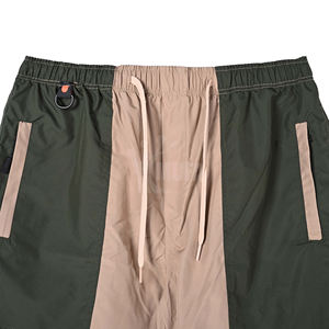 Personalizar serigrafía Logo Running Gym Hombre Sweat Short Pant Letter Reflective Nylon Shorts para hombres Polyester Shorts - Product Image 4