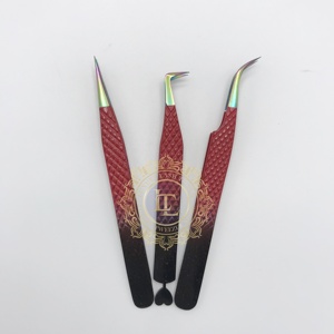 Vente chaude pince à épiler à pointe arc-en-ciel en acier inoxydable de haute qualité revêtement en poudre durable testé à la main pour l'utilisation des cils - Product Image 6