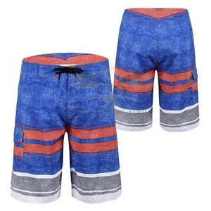 Short à sublimation avec logo imprimé sur mesure pour taille adulte, Shorts à sublimation fabriqués au Pakistan pour hommes - Product Image 4