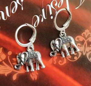 Boucles d'oreilles pendantes en argent allemand pour femmes et filles Construction légère Finition argentée confortable - Product Image 5