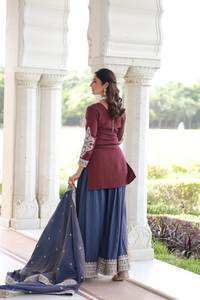 Vêtements ethniques indiens en gros, ensemble de sharara en soie NC avec paillettes et broderie codée - Product Image 5