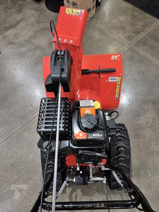 Barredora de nieve ARIENS COMPACT TRACK 24 2024 |   Sopladora de Nieve Ariens Compact Track 24 de Dos Etapas, Motor AX de 223cc, Tracción sobre Orugas de 24 Pulgadas - Product Image 5