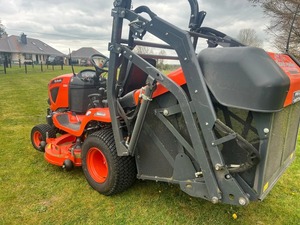 Modèle 2022 pour tondeuse à benne basculante Kubota G2611 152 heures Service complet boîte à herbe bricolage Grade One propriétaire privé - Product Image 4