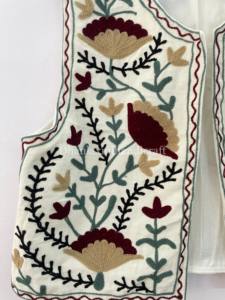 Gilet court unisexe 100% coton fait à la main hiver broderie florale gilet-veste Boho Hippie Suzani pour femmes - Product Image 3