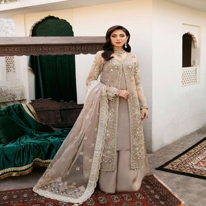 คอลเลกชันชีฟอง ชุดชีฟองสําหรับผู้หญิง งานปาร์ตี้ งานแต่งงาน สวม 3 ชิ้น โดย Ramsha งานแต่งงาน 3 ชุดปากีสถาน - Product Image 5