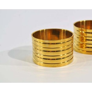 Ronds de serviette en noyer pour hôtel-rond de serviette de mariage mode simple décoration de table de mariage ronds de serviette en or argent hexagone - Product Image 2