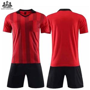 Uniformes de Fútbol al por Mayor para Hombre y Mujer |   Camiseta de Manga Corta Transpirable de Secado Rápido |   Colores Personalizados |   Suministro OEM - Product Image 1