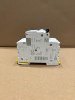 Schneider Acti 9 iC60N - disjoncteur miniature - 3P - 16A - courbe C A9F74316
