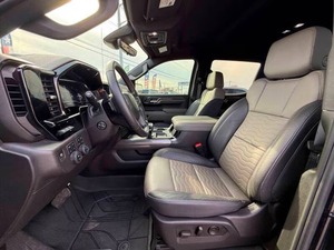 Chevrolet Silverado 1500 ZR2 2024 Usado en Buen Estado - Product Image 5