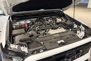 Tacoma TRD Off-Road Double Cabine 4x4 6 vitesses manuelles, moteur turbo 4 cylindres, pack TRD Off-Road Premium, non modifié - Product Image 6