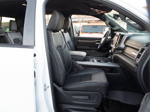 RAM 1500 SPORT 2026 d'occasion, conduite à gauche/droite - Product Image 5