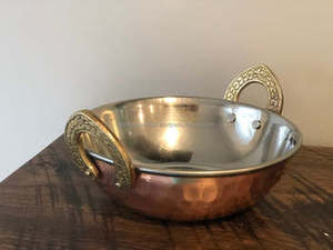 Bols de service alimentaire en fer martelé Plat en métal de la meilleure qualité Parfait pour la table à dîner à la maison Bol de présentation de salade élégant - Product Image 6