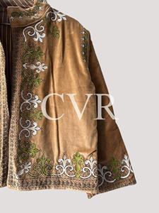 เสื้อโค้ทกำมะหยี่ปักมือ ปกคอปก แขนสามส่วน ไซส์ใหญ่สำหรับผู้หญิง เสื้อคลุมลำลองสำหรับฤดูใบไม้ร่วง - Product Image 4