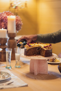Support de gâteau tourbillon en résine élégant avec surface brillante pour la célébration de mariage, l'anniversaire, le buffet de desserts et la restauration à domicile - Product Image 3