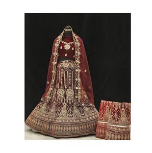 Exquisito terciopelo Lehenga Choli hilo dorado detalles con cuentas ropa India pakistaní para ocasiones festivas directamente India - Product Image 1