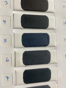 Tissu de costume de club en laine de polyester de style flammé, teint en plaine, le plus recherché pour les exportations de vêtements de l'Inde pour les garçons - Product Image 3