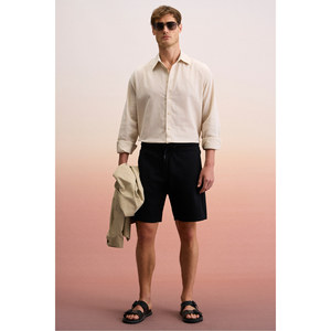 GRIMELANGE TYRONE Short pour homme à taille élastiquée, avec une seule poche arrière, coupe décontractée - Product Image 5