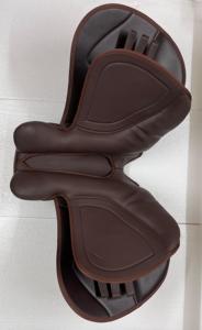 Silla de Montar a Caballo de Cuero Premium Hecha a Medida, Duradera y Cómoda, Elaborada por Expertos para Todos los Jinete, Pedidos al por Mayor OEM - Product Image 2
