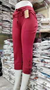 เลกกิ้งสตรีที่ออกแบบใหม่มีสีพื้นมีสไตล์เลกกิ้งของผู้หญิงสำหรับขายโดยผู้ส่งออกอินเดีย - Product Image 3