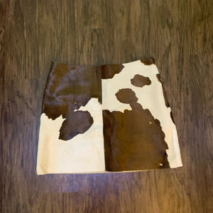 Falda de Cuero Vacuno con Cintura Elástica de Moda Urbana en Venta, Diseño Personalizado, Falda de Cuero Vacuno para Mujer - Product Image 6