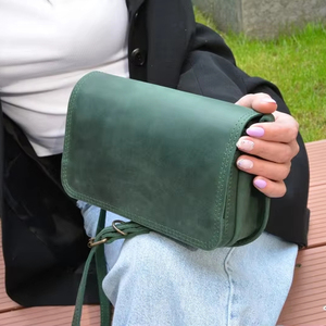 Bolso cruzado de cuero Vintage para mujer con diseño simple de moda, bolso con correa para el hombro con diseño personalizado para mujer - Product Image 1