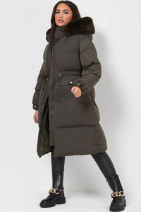 Manteau d'hiver matelassé long pour femme en kaki de qualité supérieure avec capuche en fausse fourrure, taille à cordon, fermeture éclair intégrale, chaud et élégant - Product Image 3