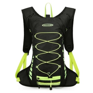 Mochila de Senderismo Suave de 12L, Unisex, de Nailon Impermeable, para Ciclismo y Deportes, con Cierre de Cremallera y Correa de Hombro Arqueada - Product Image 4